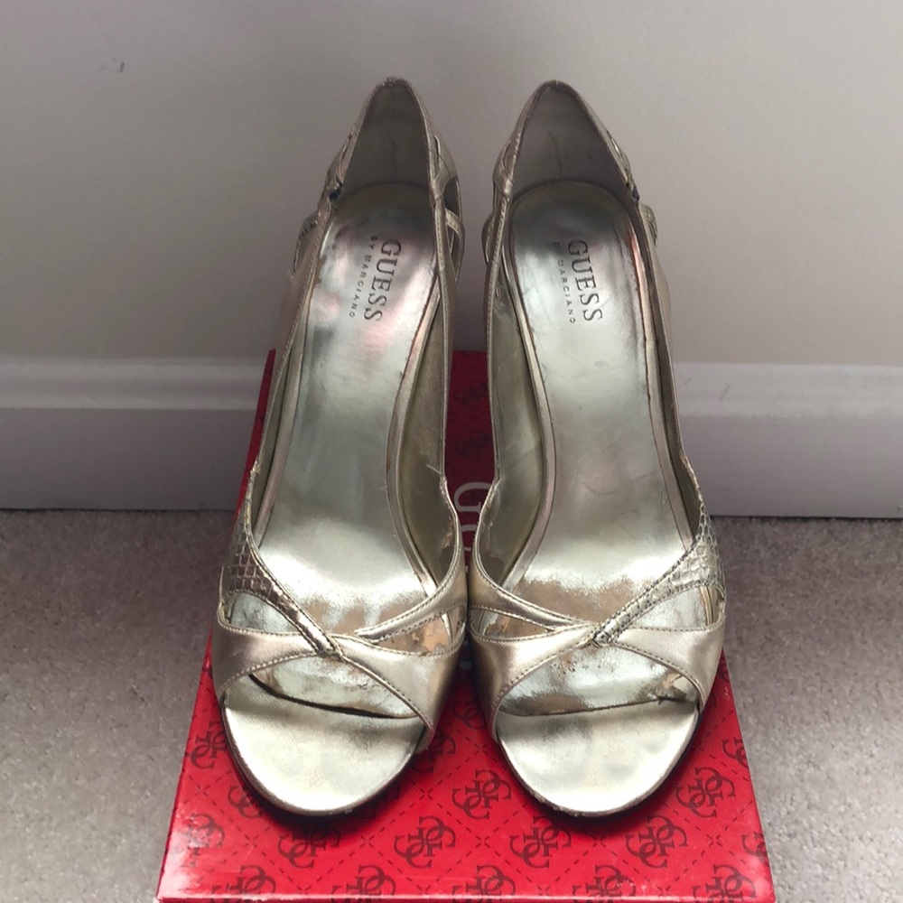 Guess Gold Open-Toe Leather Upper Heels Size 8 1/2